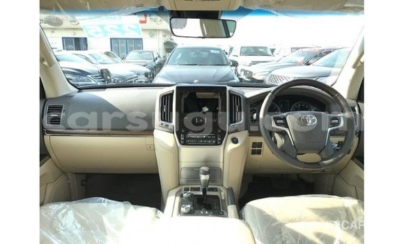 Sayi Imported Toyota Land Cruiser Black Mota in Import - Dubai a Burkina Faso Sayi Imported Toyota Land Cruiser Black Mota in Import - Dubai a Burkina Faso