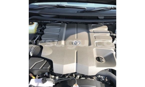 Sayi Imported Toyota Land Cruiser Black Mota in Import - Dubai a Burkina Faso Sayi Imported Toyota Land Cruiser Black Mota in Import - Dubai a Burkina Faso