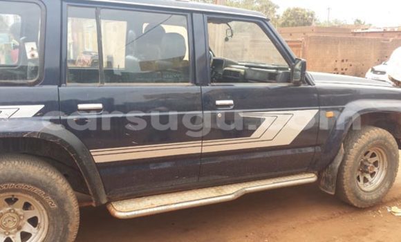 Acheter Occasion Voiture Nissan Patrol Bleu à Ouagadougou, Burkina-Faso Acheter Occasion Voiture Nissan Patrol Bleu à Ouagadougou, Burkina-Faso
