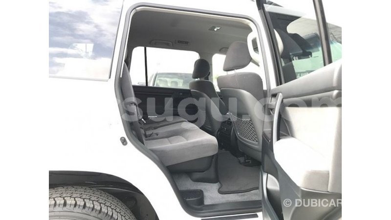 Big with watermark toyota land cruiser burkina faso import dubai 5749