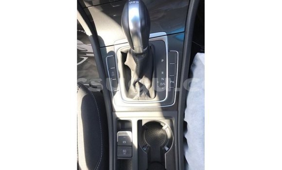 Acheter Import Voiture Volkswagen Golf Autre à Import - Dubai, Burkina-Faso Acheter Import Voiture Volkswagen Golf Autre à Import - Dubai, Burkina-Faso