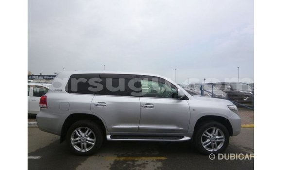 Sayi Imported Toyota Land Cruiser Sauran Mota in Import - Dubai a Burkina Faso Sayi Imported Toyota Land Cruiser Sauran Mota in Import - Dubai a Burkina Faso