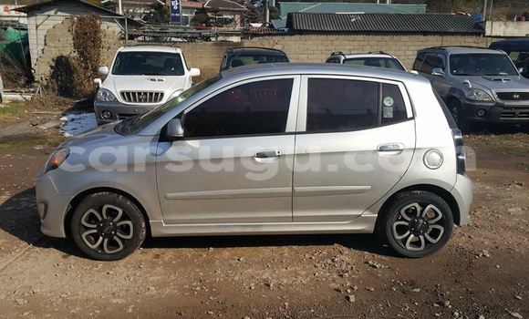Acheter Neuf Voiture Kia Sedona Gris à Ouagadougou, Burkina-Faso Acheter Neuf Voiture Kia Sedona Gris à Ouagadougou, Burkina-Faso