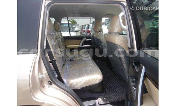 Sayi Imported Toyota Land Cruiser Sauran Mota in Import - Dubai a Burkina Faso Sayi Imported Toyota Land Cruiser Sauran Mota in Import - Dubai a Burkina Faso