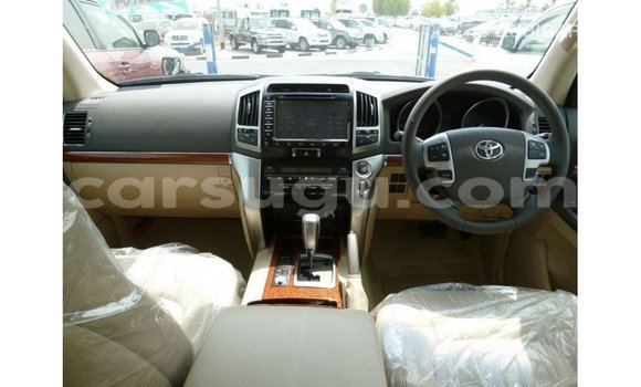 Acheter Import Voiture Toyota Land Cruiser Noir à Import - Dubai, Burkina-Faso Acheter Import Voiture Toyota Land Cruiser Noir à Import - Dubai, Burkina-Faso