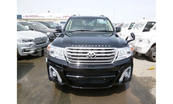 Acheter Import Voiture Toyota Land Cruiser Noir à Import - Dubai, Burkina-Faso Acheter Import Voiture Toyota Land Cruiser Noir à Import - Dubai, Burkina-Faso