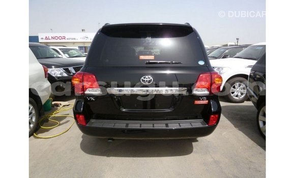 Sayi Imported Toyota Land Cruiser Black Mota in Import - Dubai a Burkina Faso Sayi Imported Toyota Land Cruiser Black Mota in Import - Dubai a Burkina Faso