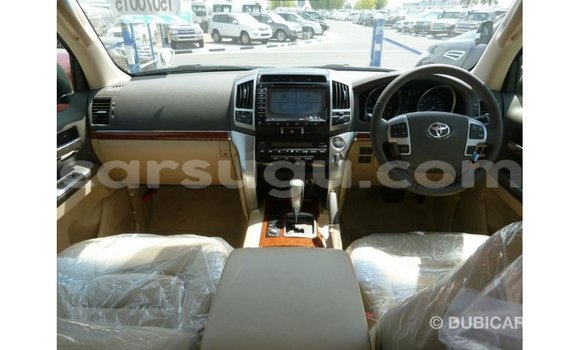 Sayi Imported Toyota Land Cruiser White Mota in Import - Dubai a Burkina Faso Sayi Imported Toyota Land Cruiser White Mota in Import - Dubai a Burkina Faso