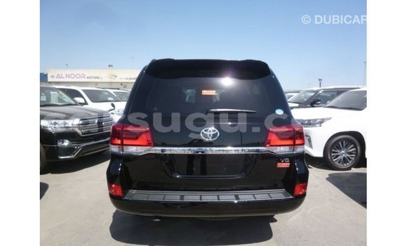 Sayi Imported Toyota Land Cruiser Black Mota in Import - Dubai a Burkina Faso Sayi Imported Toyota Land Cruiser Black Mota in Import - Dubai a Burkina Faso