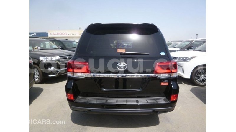 Big with watermark toyota land cruiser burkina faso import dubai 5779