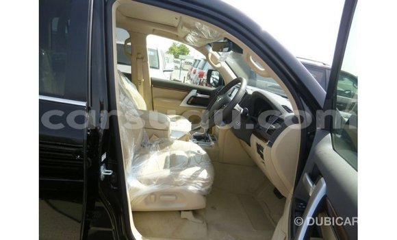 Sayi Imported Toyota Land Cruiser Black Mota in Import - Dubai a Burkina Faso Sayi Imported Toyota Land Cruiser Black Mota in Import - Dubai a Burkina Faso