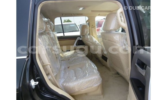 Sayi Imported Toyota Land Cruiser Black Mota in Import - Dubai a Burkina Faso Sayi Imported Toyota Land Cruiser Black Mota in Import - Dubai a Burkina Faso