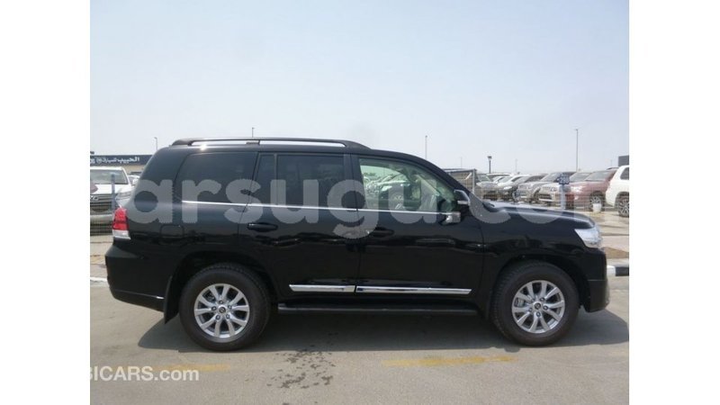 Big with watermark toyota land cruiser burkina faso import dubai 5782
