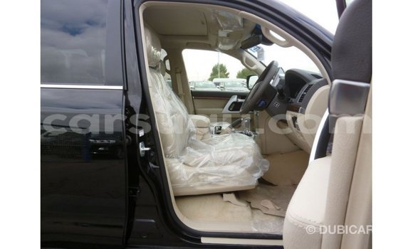 Sayi Imported Toyota Land Cruiser Black Mota in Import - Dubai a Burkina Faso Sayi Imported Toyota Land Cruiser Black Mota in Import - Dubai a Burkina Faso