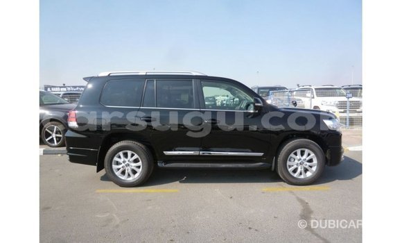 Sayi Imported Toyota Land Cruiser Black Mota in Import - Dubai a Burkina Faso Sayi Imported Toyota Land Cruiser Black Mota in Import - Dubai a Burkina Faso