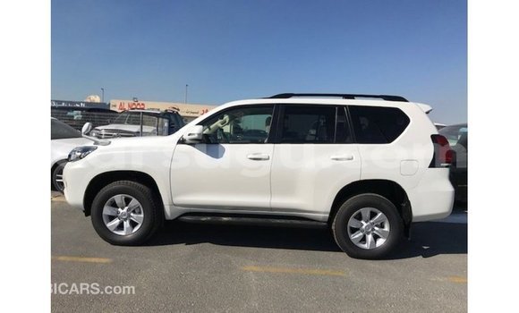 Sayi Imported Toyota Prado White Mota in Import - Dubai a Burkina Faso Sayi Imported Toyota Prado White Mota in Import - Dubai a Burkina Faso