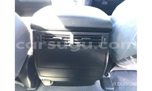 Sayi Imported Toyota Land Cruiser White Mota in Import - Dubai a Burkina Faso Sayi Imported Toyota Land Cruiser White Mota in Import - Dubai a Burkina Faso