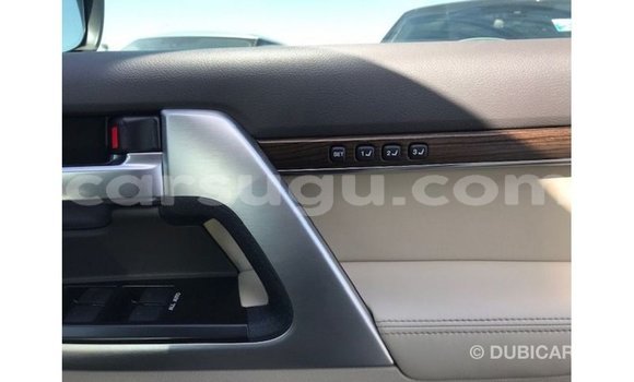 Buy Import Toyota Land Cruiser White Car in Import - Dubai in Burkina Faso Buy Import Toyota Land Cruiser White Car in Import - Dubai in Burkina Faso