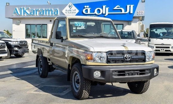 Acheter Import Voiture Toyota Land Cruiser Beige à Import - Dubai, Burkina-Faso Acheter Import Voiture Toyota Land Cruiser Beige à Import - Dubai, Burkina-Faso