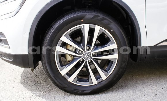 Sayi Imported Renault Koleos White Mota in Import - Dubai a Burkina Faso Sayi Imported Renault Koleos White Mota in Import - Dubai a Burkina Faso
