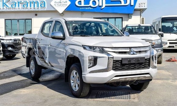 Buy Import Mitsubishi L200 White Car in Import - Dubai in Burkina Faso Buy Import Mitsubishi L200 White Car in Import - Dubai in Burkina Faso