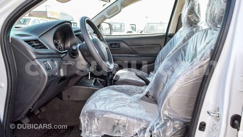 Big with watermark mitsubishi l200 burkina faso import dubai 5809