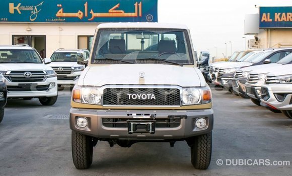 Acheter Import Voiture Toyota Land Cruiser Beige à Import - Dubai, Burkina-Faso Acheter Import Voiture Toyota Land Cruiser Beige à Import - Dubai, Burkina-Faso