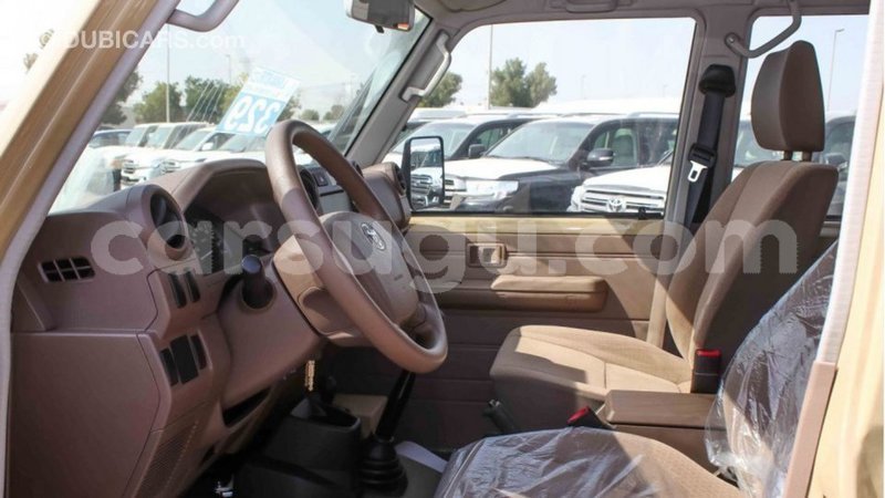 Big with watermark toyota land cruiser burkina faso import dubai 5819
