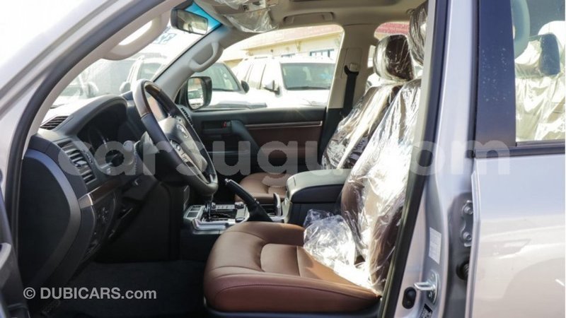 Big with watermark toyota land cruiser burkina faso import dubai 5820