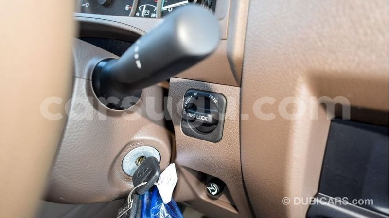 Big with watermark toyota land cruiser burkina faso import dubai 5822