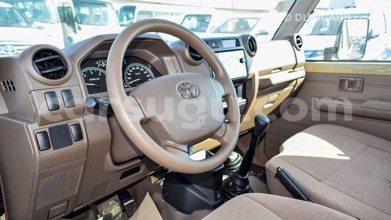Big with watermark toyota land cruiser burkina faso import dubai 5824
