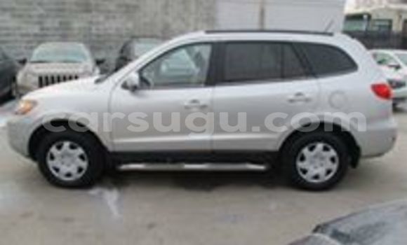 Acheter Neuf Voiture Hyundai Santa Fe Noir à Ouagadougou, Burkina-Faso Acheter Neuf Voiture Hyundai Santa Fe Noir à Ouagadougou, Burkina-Faso
