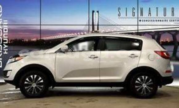 Acheter Neuf Voiture Kia Sportage Gris à Ouagadougou, Burkina-Faso Acheter Neuf Voiture Kia Sportage Gris à Ouagadougou, Burkina-Faso