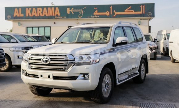 Buy Import Toyota Land Cruiser White Car in Import - Dubai in Burkina Faso Buy Import Toyota Land Cruiser White Car in Import - Dubai in Burkina Faso