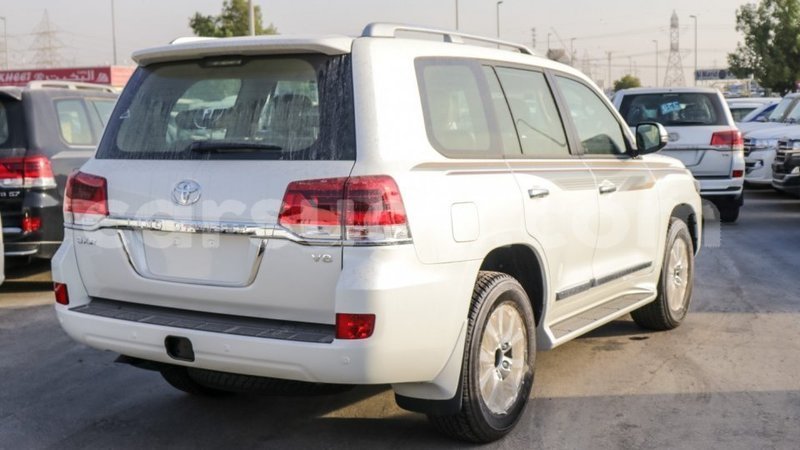 Big with watermark toyota land cruiser burkina faso import dubai 5840