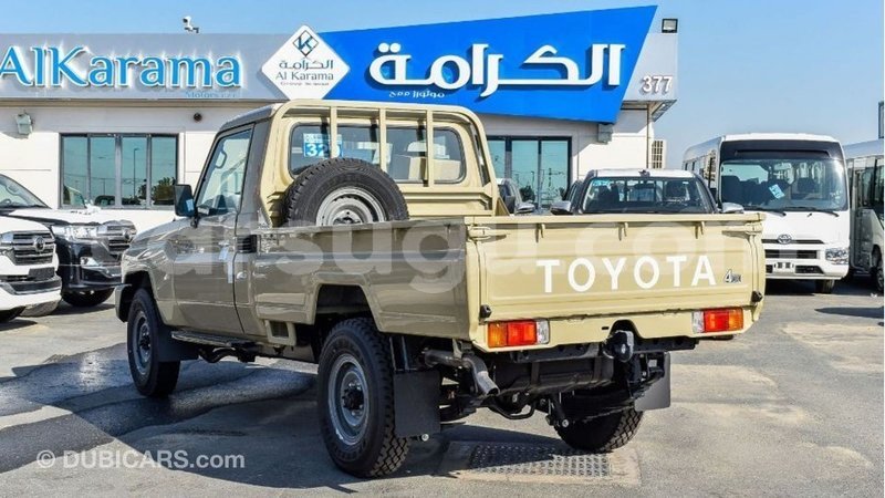 Big with watermark toyota land cruiser burkina faso import dubai 5841