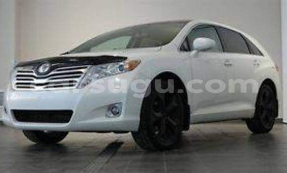 Acheter Neuf Voiture Toyota Venza Blanc à Ouagadougou, Burkina-Faso Acheter Neuf Voiture Toyota Venza Blanc à Ouagadougou, Burkina-Faso