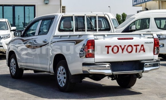 Buy Import Toyota Hilux White Car in Import - Dubai in Burkina Faso Buy Import Toyota Hilux White Car in Import - Dubai in Burkina Faso