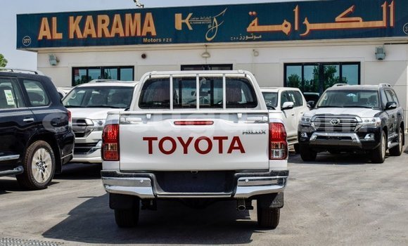 Buy Import Toyota Hilux White Car in Import - Dubai in Burkina Faso Buy Import Toyota Hilux White Car in Import - Dubai in Burkina Faso