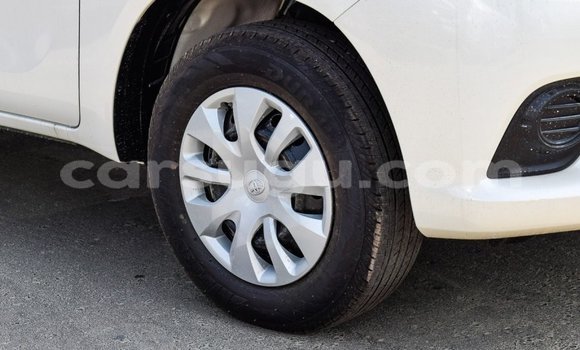 Buy Import Toyota Hilux White Car in Import - Dubai in Burkina Faso Buy Import Toyota Hilux White Car in Import - Dubai in Burkina Faso