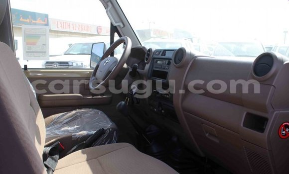 Sayi Imported Toyota Land Cruiser M Mota in Import - Dubai a Burkina Faso Sayi Imported Toyota Land Cruiser M Mota in Import - Dubai a Burkina Faso