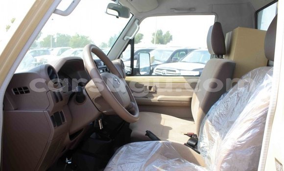 Sayi Imported Toyota Land Cruiser M Mota in Import - Dubai a Burkina Faso Sayi Imported Toyota Land Cruiser M Mota in Import - Dubai a Burkina Faso