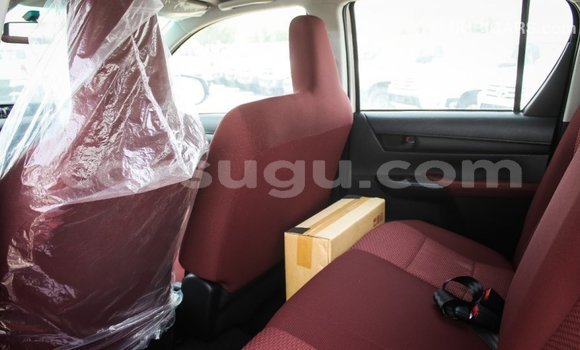 Buy Import Toyota Hilux White Car in Import - Dubai in Burkina Faso Buy Import Toyota Hilux White Car in Import - Dubai in Burkina Faso