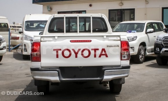 Buy Import Toyota Hilux White Car in Import - Dubai in Burkina Faso Buy Import Toyota Hilux White Car in Import - Dubai in Burkina Faso
