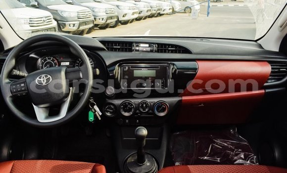 Buy Import Toyota Hilux White Car in Import - Dubai in Burkina Faso Buy Import Toyota Hilux White Car in Import - Dubai in Burkina Faso