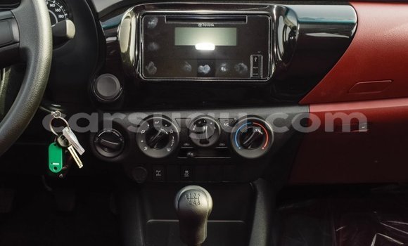 Buy Import Toyota Hilux White Car in Import - Dubai in Burkina Faso Buy Import Toyota Hilux White Car in Import - Dubai in Burkina Faso