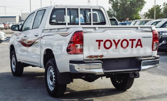 Buy Import Toyota Hilux White Car in Import - Dubai in Burkina Faso Buy Import Toyota Hilux White Car in Import - Dubai in Burkina Faso