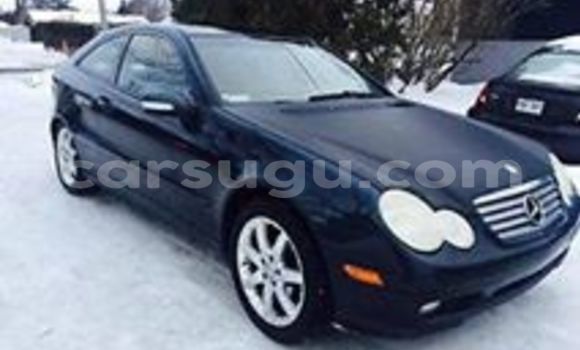 Acheter Neuf Voiture Toyota Camry Rouge à Ouagadougou, Burkina-Faso Acheter Neuf Voiture Toyota Camry Rouge à Ouagadougou, Burkina-Faso