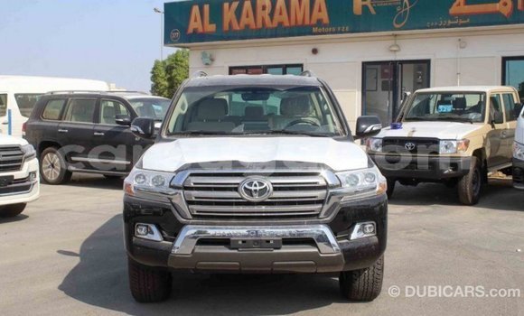 Acheter Import Voiture Toyota Land Cruiser Noir à Import - Dubai, Burkina-Faso Acheter Import Voiture Toyota Land Cruiser Noir à Import - Dubai, Burkina-Faso