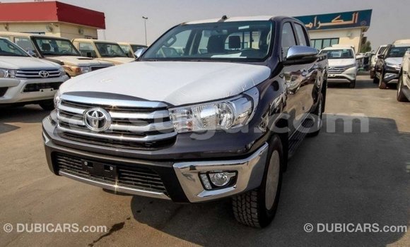 Acheter Import Voiture Toyota Hilux Noir à Import - Dubai, Burkina-Faso Acheter Import Voiture Toyota Hilux Noir à Import - Dubai, Burkina-Faso